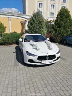 DEKORACJE SAMOCHODU ŚLUBNEGO 3