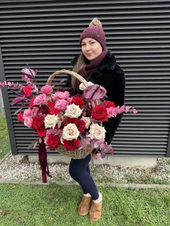 Kosz kwiatowy Miłosny List