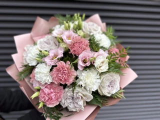 Elegancki bukiet w pastelowej kolorystyce