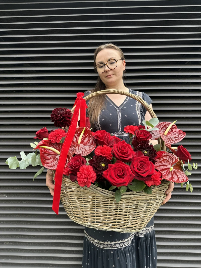 Kosz kwiatowy „Amor’’